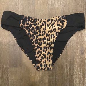 Reversible billabong bikini bottoms - cheeky coverage